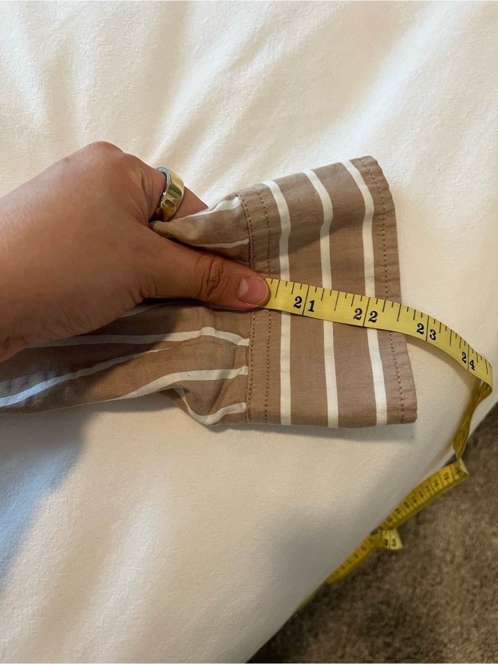 Everlane Must Have Silky Cotton Beige Stripe Shirt size 4 - Picture 10 of 11